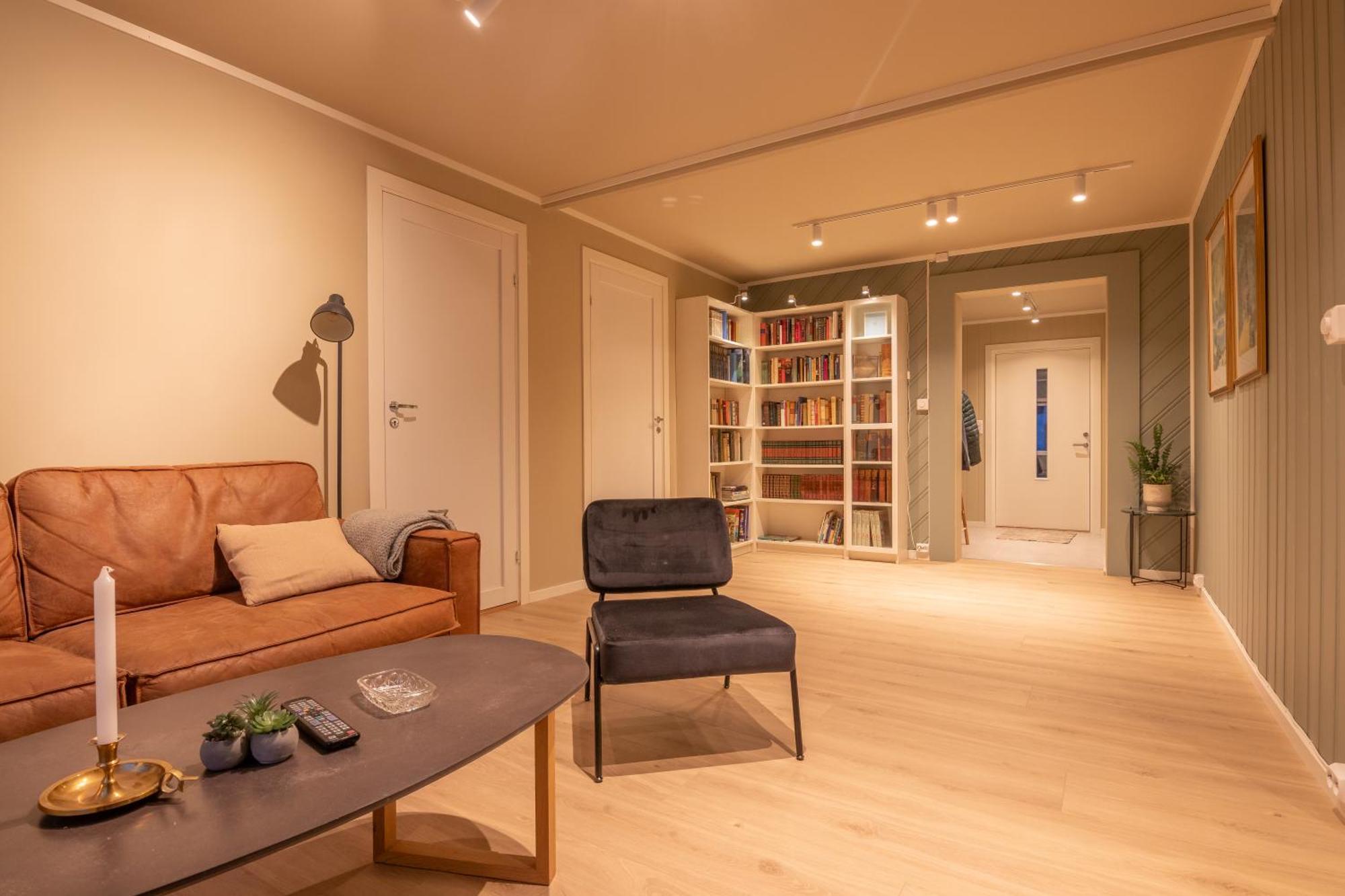 Cozy And Spacious Apartment In City Centre Tromso Bagian luar foto